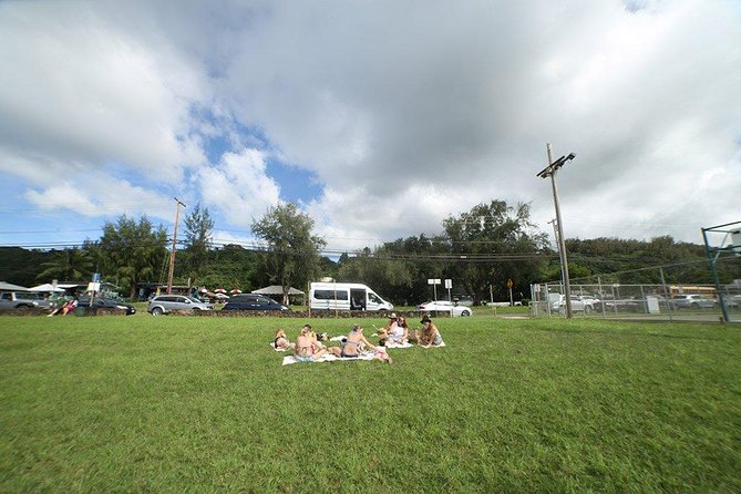 Transportation to North Shore - Waimea Valley and Waimea Bay