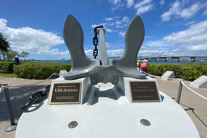 Tribute to Pearl Harbor Arizona Memorial and Honolulu City Tour - Punchbowl Cemetery and Honolulu’s royal center
