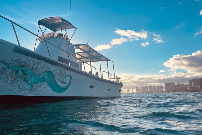 Turtle Canyon Snorkel Adventure in Waikiki, Oahu - From Ala Moana Harbor to Turtle Canyon