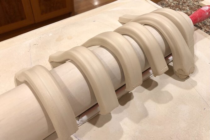Two-hours handmade ceramic class, make your own souvenir Honolulu - Timing, Transport, and the Pickup Problem