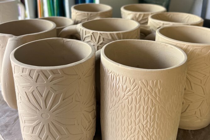 Two-hours handmade ceramic class, make your own souvenir Honolulu - What to Bring and How to Approach the Work