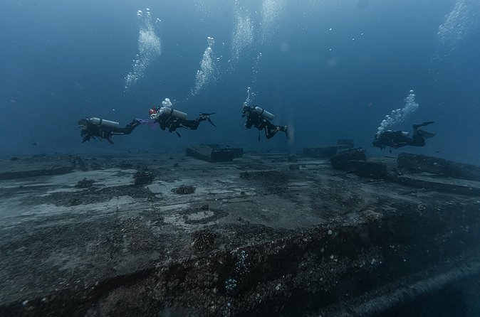 Two Tank Wreck and Drift Dive in Oahu - The biggest limitation: no fixed underwater promise