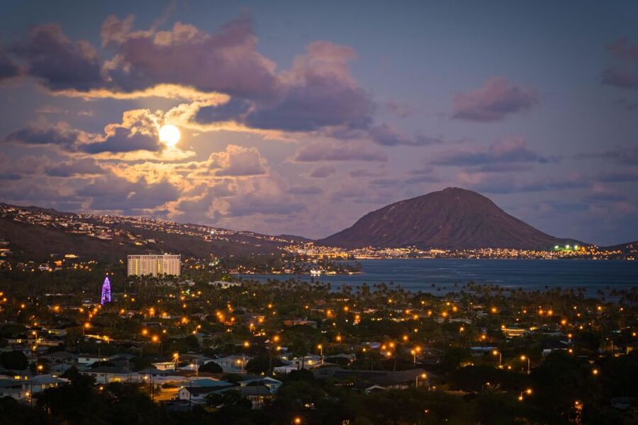 Unique Honolulu Sunset and Light Painting Tour - Key points to know before you book