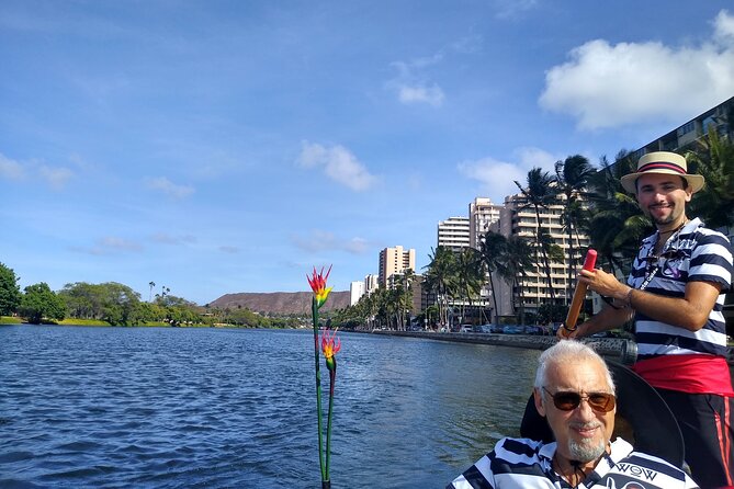 Valentine's Waikiki Gondola Cruise - The food, drinks, and little romantic touches