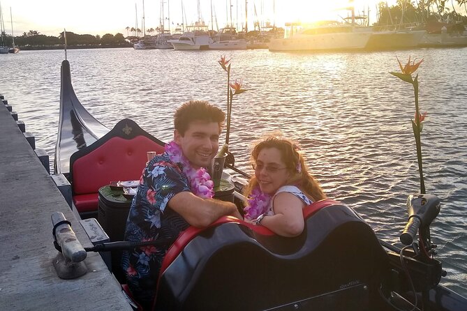 Valentine's Waikiki Gondola Cruise - Adding the hop-on, hop-off trolley ticket