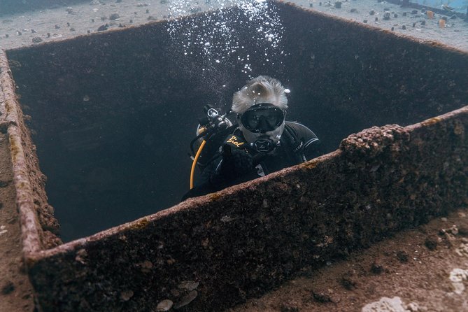Waikiki 2 Tank World Class Wreck SCUBA Diving - Certified Only - A wreck and reef in one Waikiki morning