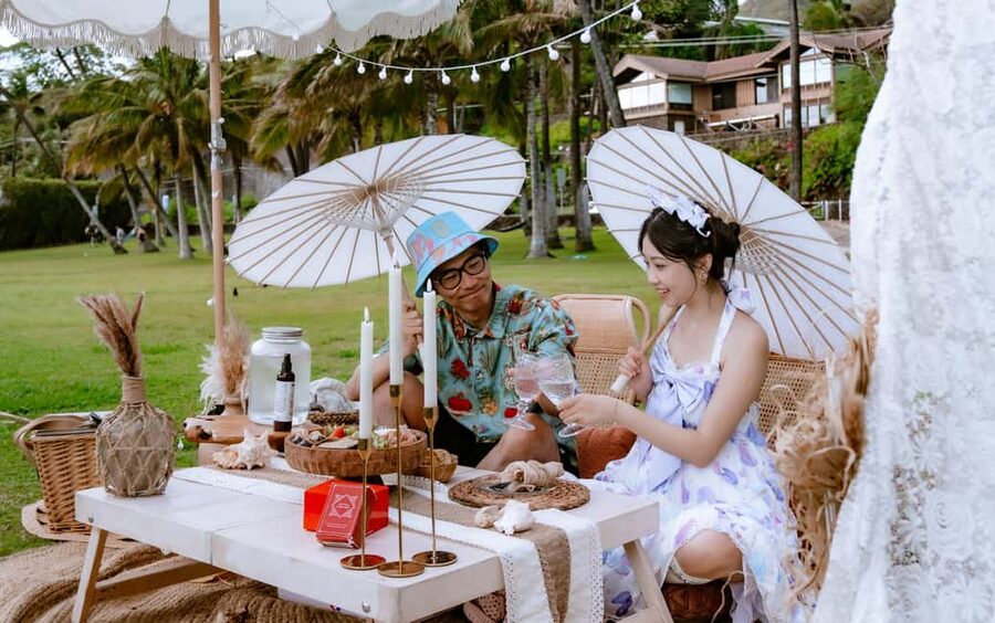 Waikiki : Beach Picnic with Professional Photography! - Practical details that shape the evening