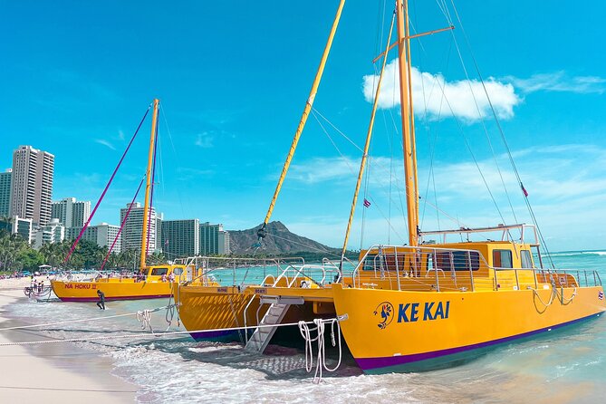 Waikiki Beach Sunset Sail - Practical details that affect your evening