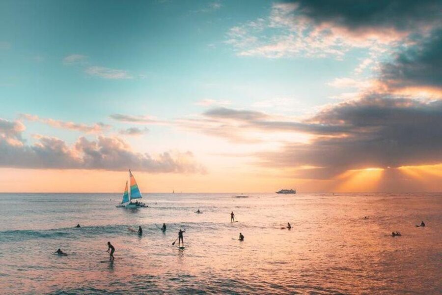 Waikiki Beach: Turtle Snorkeling and Sailing on Hāwea - The Hāwea sail back toward Diamond Head