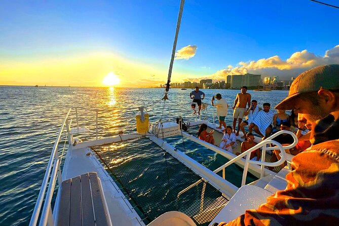 Waikiki Friday Firework Catamaran Tour - What the $41 price really covers