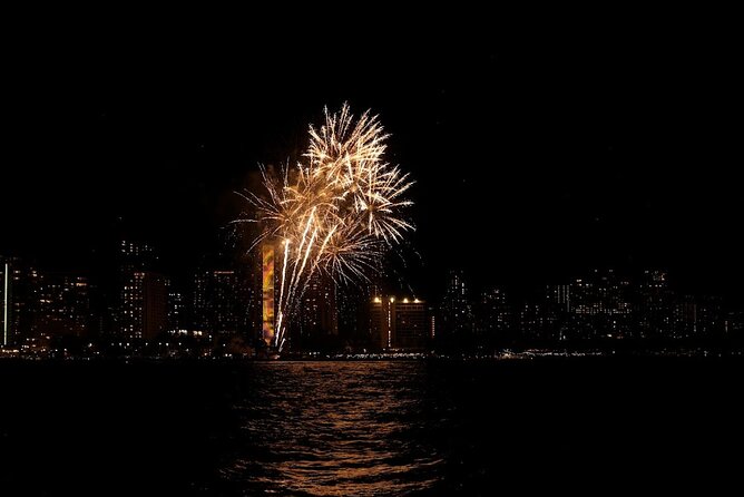 Waikiki Friday Fireworks Boat Cruise from Oahu - From Ala Moana Boulevard to Waikiki Beach
