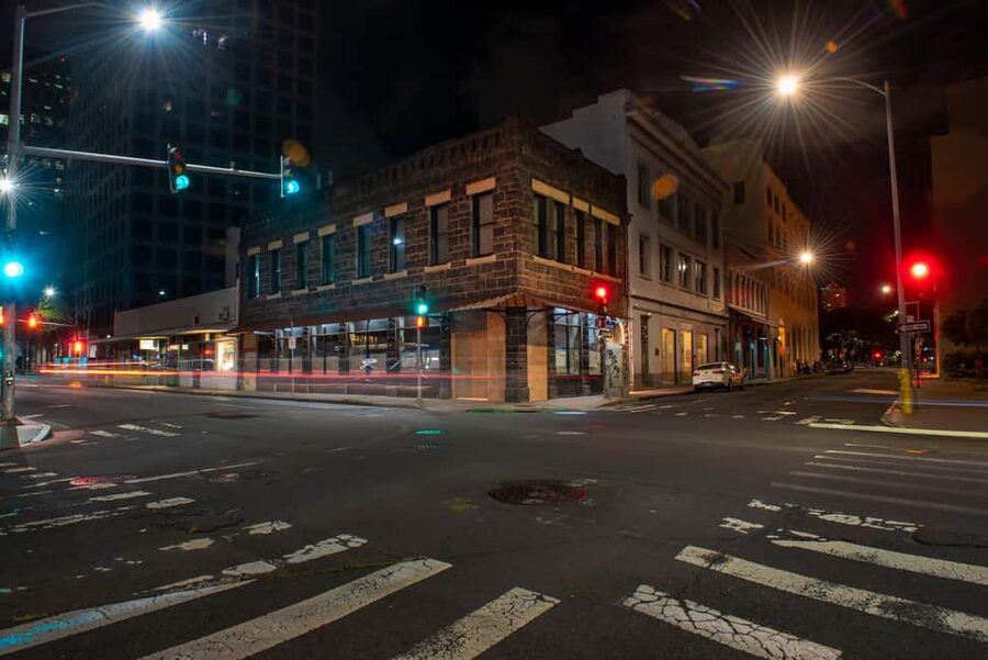 Waikiki Ghosts Boos and Booze Haunted Pub Crawl - Practical Tips for a Better Evening