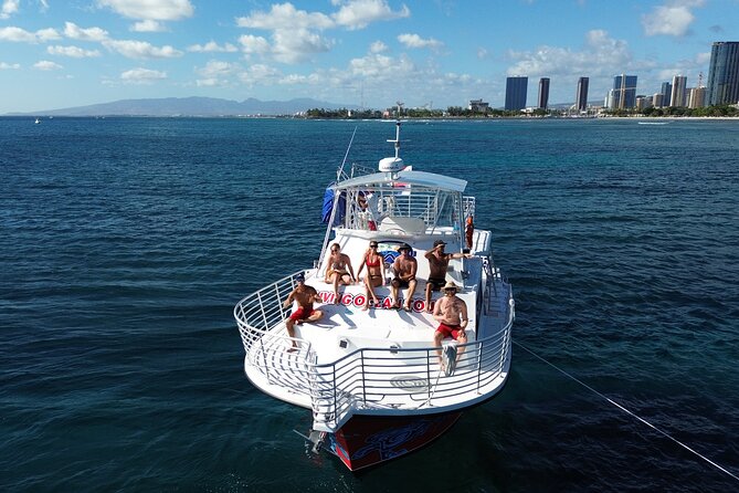 Waikiki, Hawaii: Deluxe Snorkel and Wildlife Cruise - Diamond Head views on the ride back