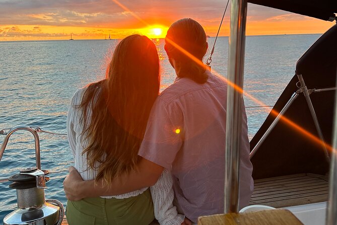 Waikiki private Day Tour and Sunset sail for couples - Why this private Waikiki sail feels different