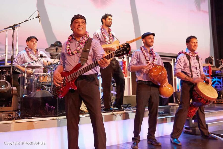Waikiki: Rock-A-Hula Show Ticket and Buffet Option - Entering the Royal Hawaiian Theater