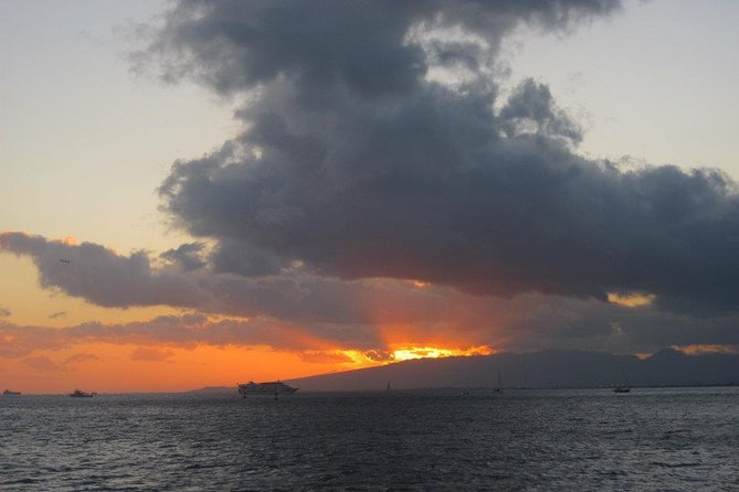 Waikiki Signature Sunset Catamaran Sail - Weather, Wind, and Sunset Expectations