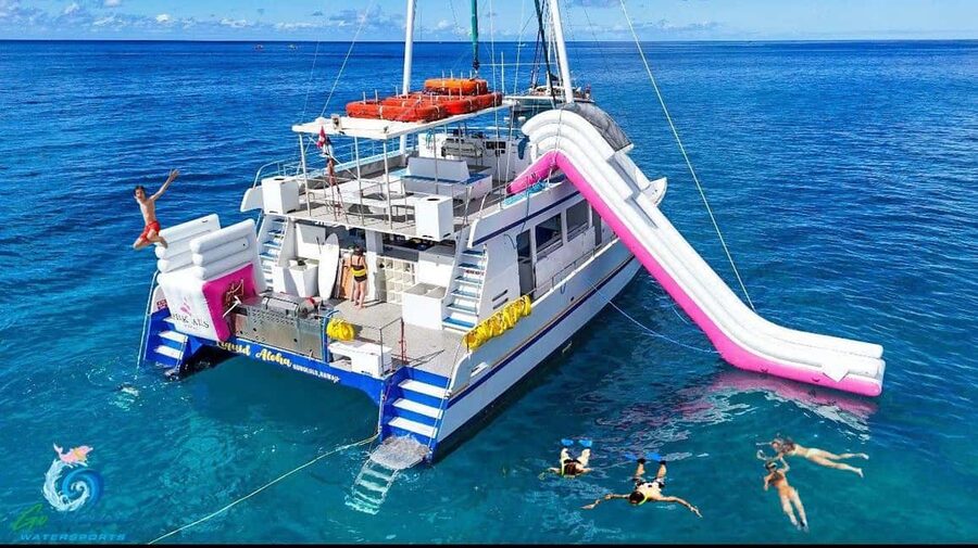 Waikiki: Snorkeling & Ocean Playground Experience - Why this boat works for a family day