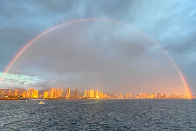 Waikiki Sunset Cruise Catamaran Boat Tour on Oahu - What the $70 price really covers