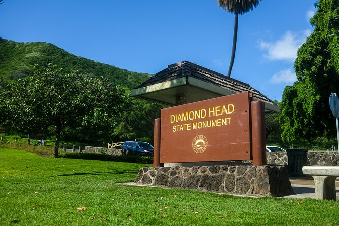 Waikiki Trolley Blue Line Coastline & Local Grindz Hop-on Hop-off - Sea Life Park is an optional paid outing