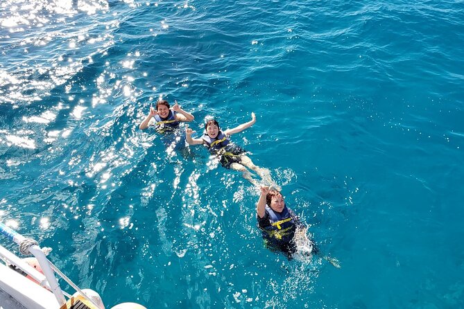 Waikiki Turtle Canyon Snorkeling Adventure - Cup noodles, coffee, and the ride home