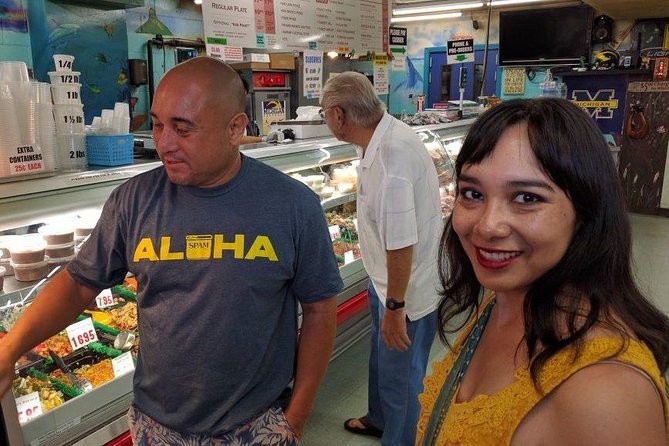 We Go Eat: Secret Aloha Bites Tour - Learning Hawaiian food through local dishes