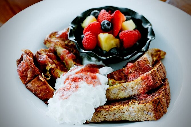 Whale Watching & Late Breakfast Cruise in Honolulu - Key points to know before you book