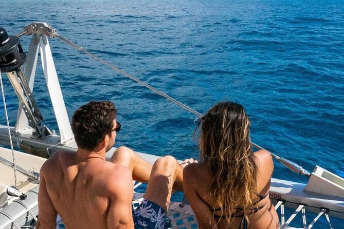 Whale Watching Sail in Honolulu with Open Bar - Boarding From the Beach