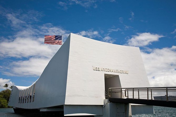 WWII Pearl Harbor Heroes Deluxe Tour - Why this Pearl Harbor tour works well